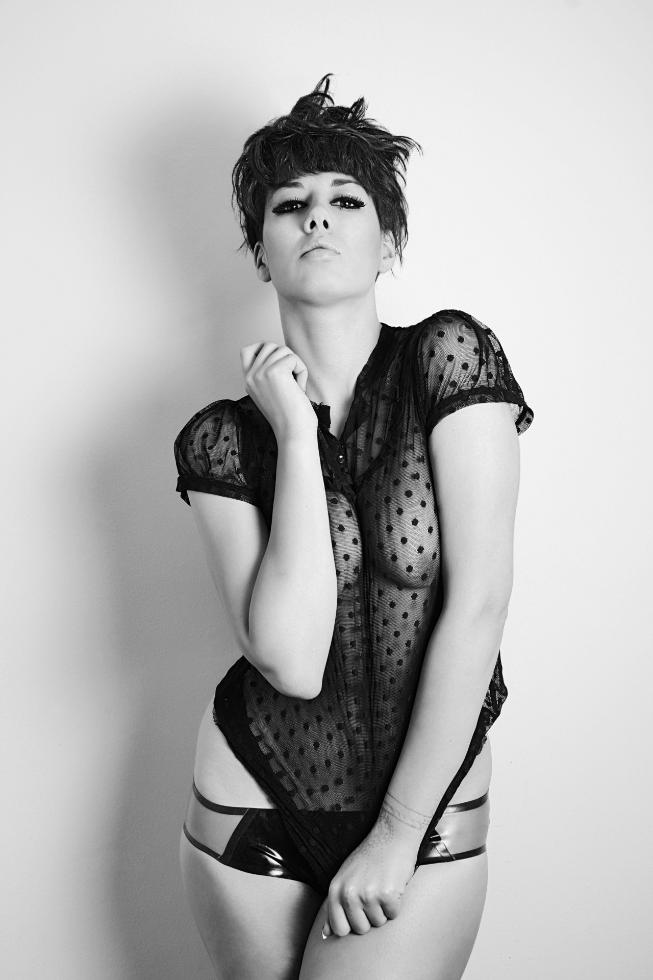 lucialicephotography:  Some of my favourite shots from my shoot with Roughened Rosebud