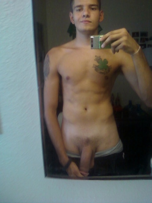gaymanselfies:  Naked Male Selfies: http://gaymanselfies.tumblr.com/ Show off what you’ve got!  Email your naked selfies for posting here, to gayblogger@hotmail.com My other sites: Real Guys - NAKED: http://real-guys-naked.tumblr.com/ Gay Porn Reposted: