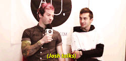 stillstreet:twentyonescreambeans:(Josh talks)pretty accurate subtitles.