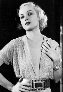 ruthelizabeths:   Carole Lombard in No Man