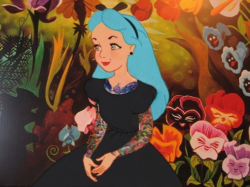 little-beauty-bug:  IT’S MOVIE NIGHT UP IN MY ROOOOMMMMM!!! And the movie for tonight