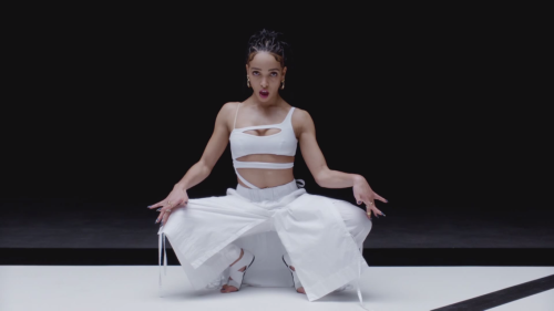 Sex fkatwigsbrows:  FKA Twigs / In Time pictures