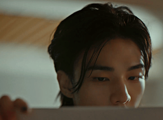 e4296e1922568c6b23c6c6d4cf137cd18b688666.gifv