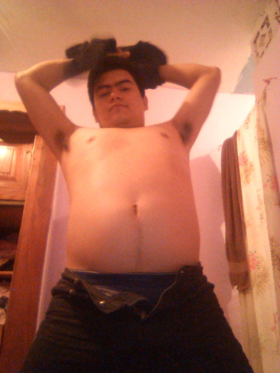 gusgameaholic:  Hello friends time without posting selfies here are some pics I sent