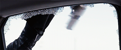 ajennifer:  acumbercollectiveofhiddlestoners:  Natasha saving Sam and Steve  #not only does she pull