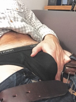 boyfriendunderwear:  Got another bulge at work the other day while paging through tumblr  Very Nice Bulge