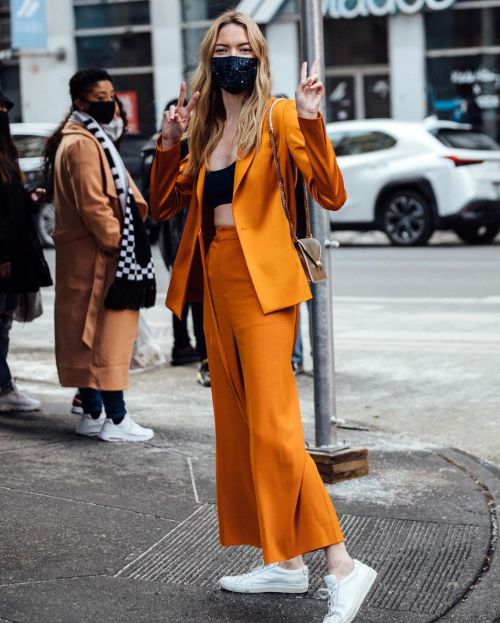 dear-science:NYFW F/W 21.22 streetstyle ph. Melodie Jeng