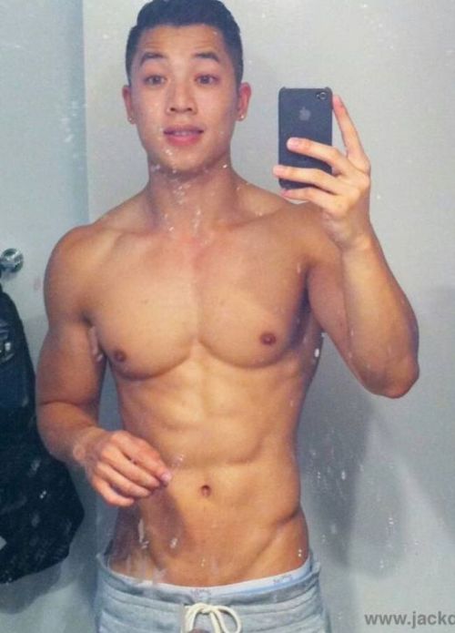 XXX instaguys:  Guys with iPhones Source: gwip.me photo