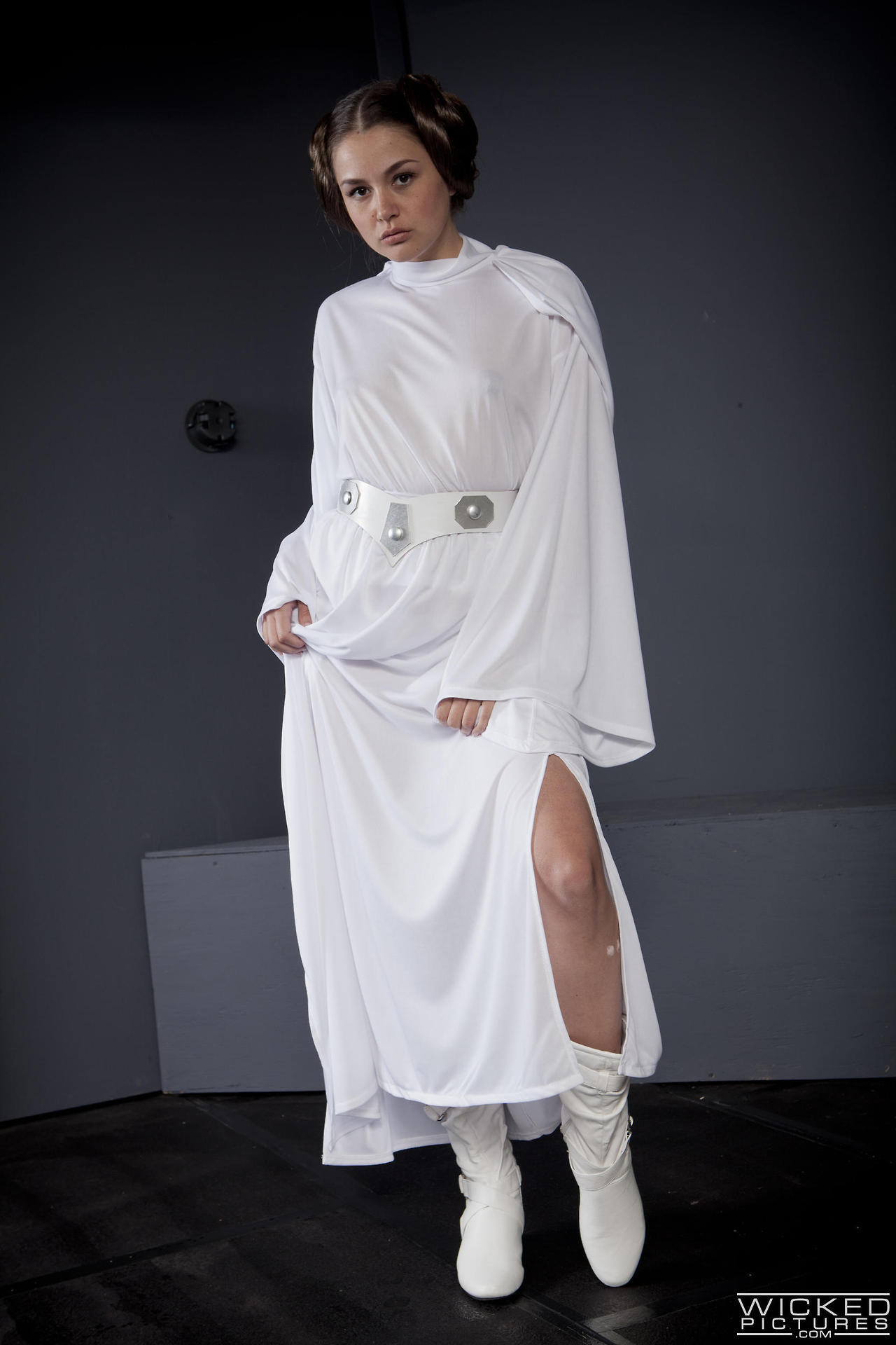 the-dark-joker-chronicle:  Happy May the 4th be with you !!!!   Sexy Cosplay and