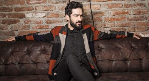 Alfonso Herrera - 28/08O ator, produtor e ex-cantor mexicano Alfonso Herrera fez aniversário no dia 