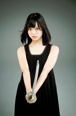 keyakizakamatome:Hirate Yurina (平手友梨奈) for Brody