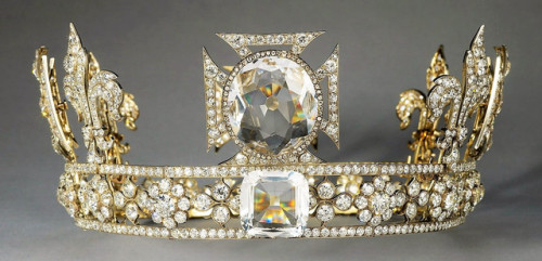 europesroyalsjewels: Coronet of Queen Mary ♕ British Crown Jewels     