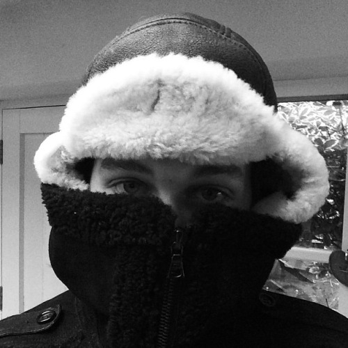 georgeonenightonly:  Oh G! It’s cold outside right?
