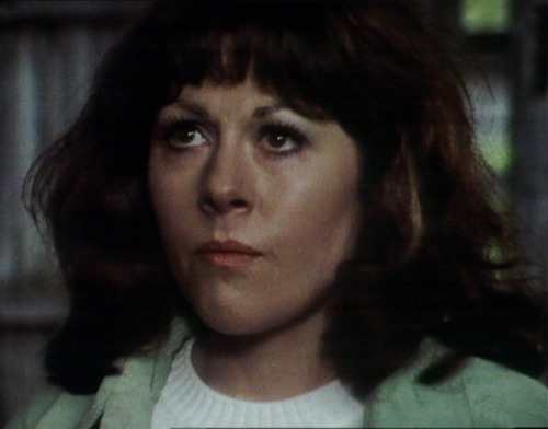 Elisabeth Sladen as Sarah Jane Smith in ‘Terror of the Zygons’ - pt 1