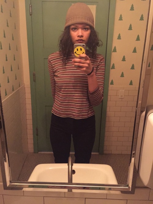 euo:  I call this look: I didn’t sleep one minute last night and I’m too tired to put on makeup or breathe