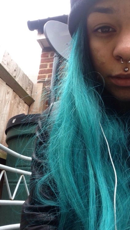 mia-redworth:  Looked and felt like a bag of shit today