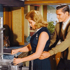 gifigmania:(vía Gallery Bewitched Animated Gifs)