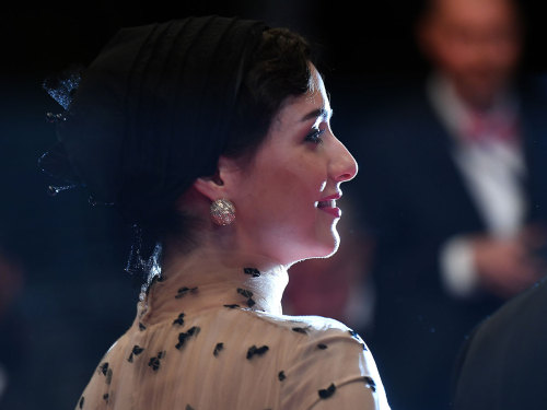 festivaldecannesofficiel: Redcarpet Forushande (Le Client / The Salesman) by Asghar Farhadi   L’équi