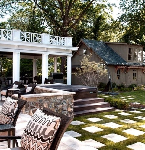 Exterior - Traditional Exterior