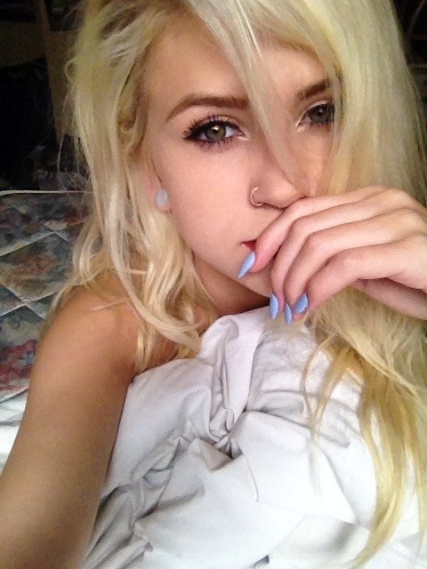 4ffectionat3:  Hi