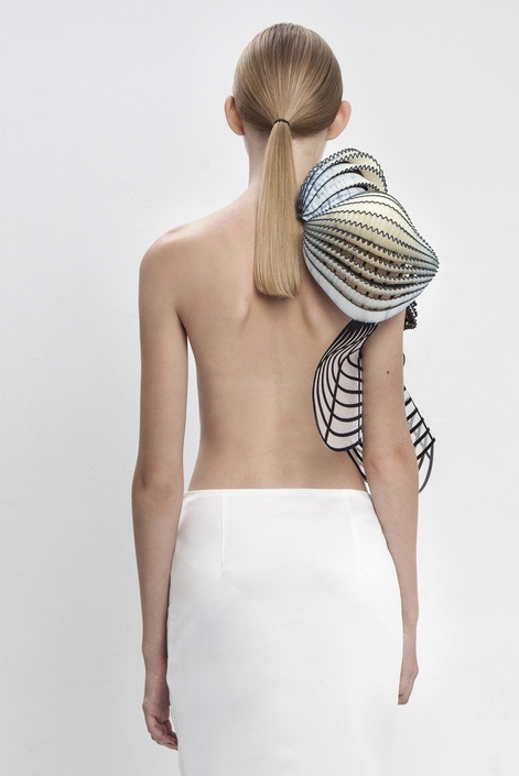 opaqueglitter:  Tel Aviv-based designer Noa Raviv 