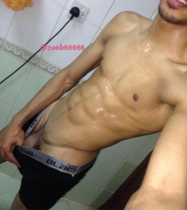 egyptiandick:  perfect boy toy