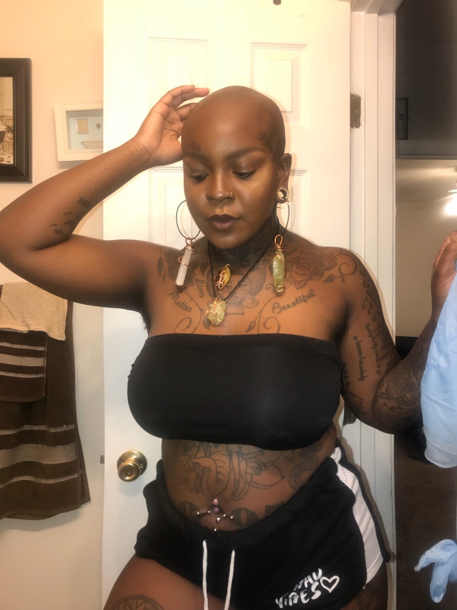 insecure-beautyy:  You know how I know I’m the lowest I’ve ever been. I shaved