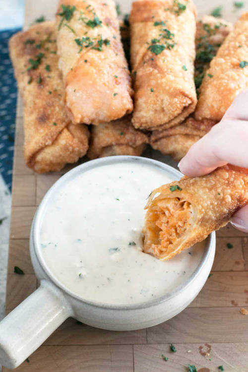 foodffs:  Blue Cheese Buffalo Chicken Egg Rolls Follow for recipes Get your FoodFfs stuff here