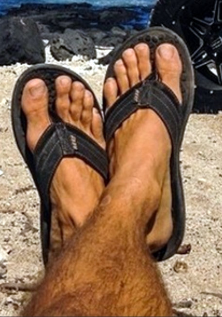 achillesheelart:  The feet of surfer Shane Dorian. Amazeballs.