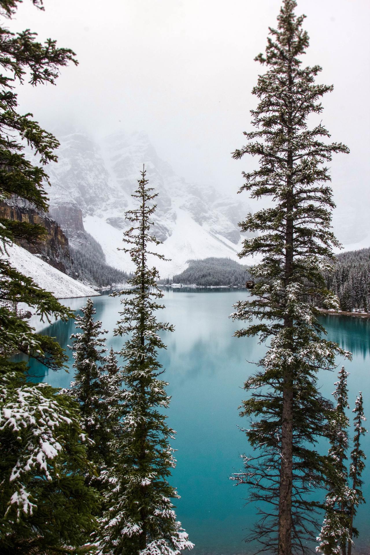 expressions-of-nature, Moraine Lake, Canada by Andreea Chidu