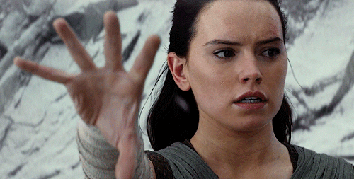 saltybatman: make me choose → anonymous asked Rey or Leia ↳ “I think I can handle myself.” 
