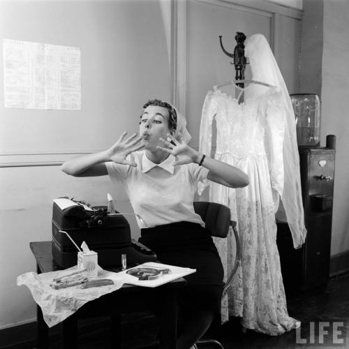 Carol Burnett for Rona Jaffe’s The Best of Everything(Nina Leen. 1958)