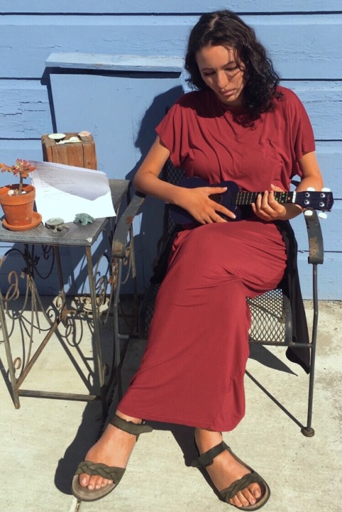 fatimashand: The cover and b side of my joan baez-esque ambiguously lesbian folk album