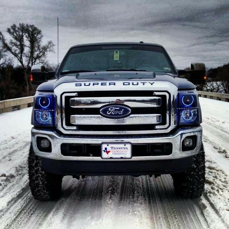 customroadie:  Custom, lifted, and muddy trucks 