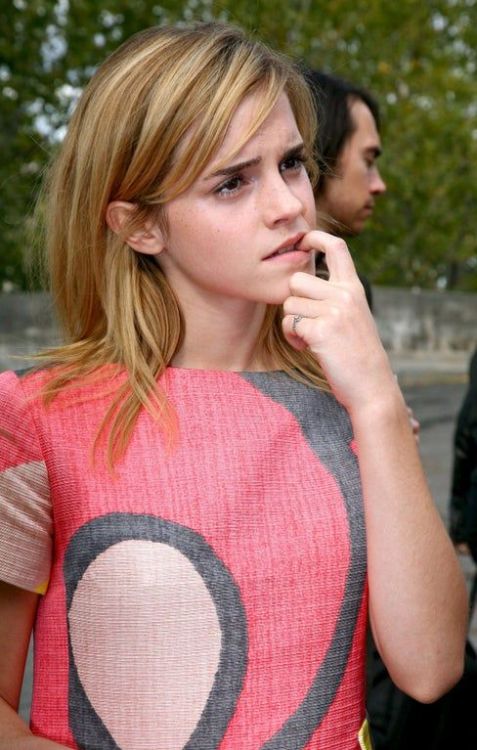 captain-kampari:  Emma Watson