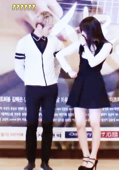 eteru:  shouldn’t guy be the first to approach? ( ͡° ͜ʖ ͡°) 
