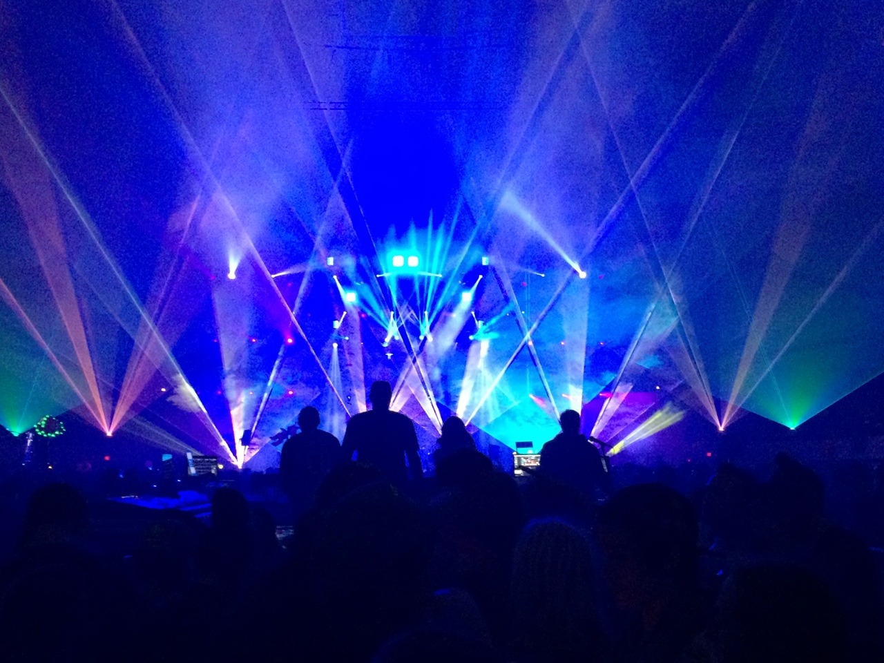 mdma-ziiing:  Basslights 2014 Hampton, VA 🎉🐼 
