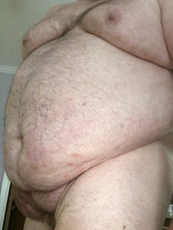 superchubbill:  Just another tummy Tuesday…