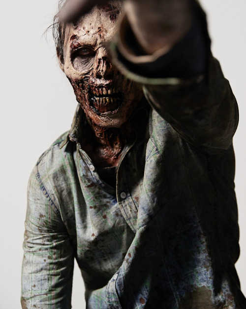 Fear the Walking Dead Season 4 Promotional Portraits.