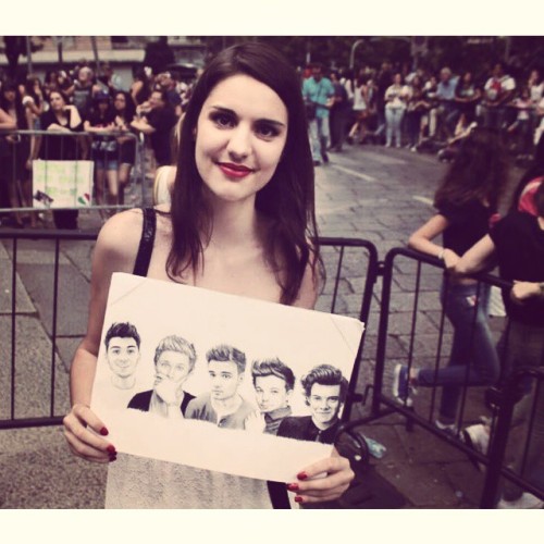 Hi guys, I’m Sara and i love so much drawing! Hope u will like my drawings Here is me in Milan