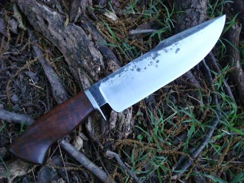 knifepics:  Custom choppers/camp knives 