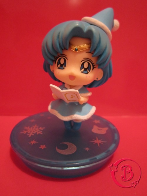 sailormooncollection: Bandai - Sailor Moon 20th Anniversary - Petit Chara - Christmas Special