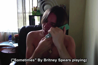 cocaineteas:Me everyday before I start blogging…
