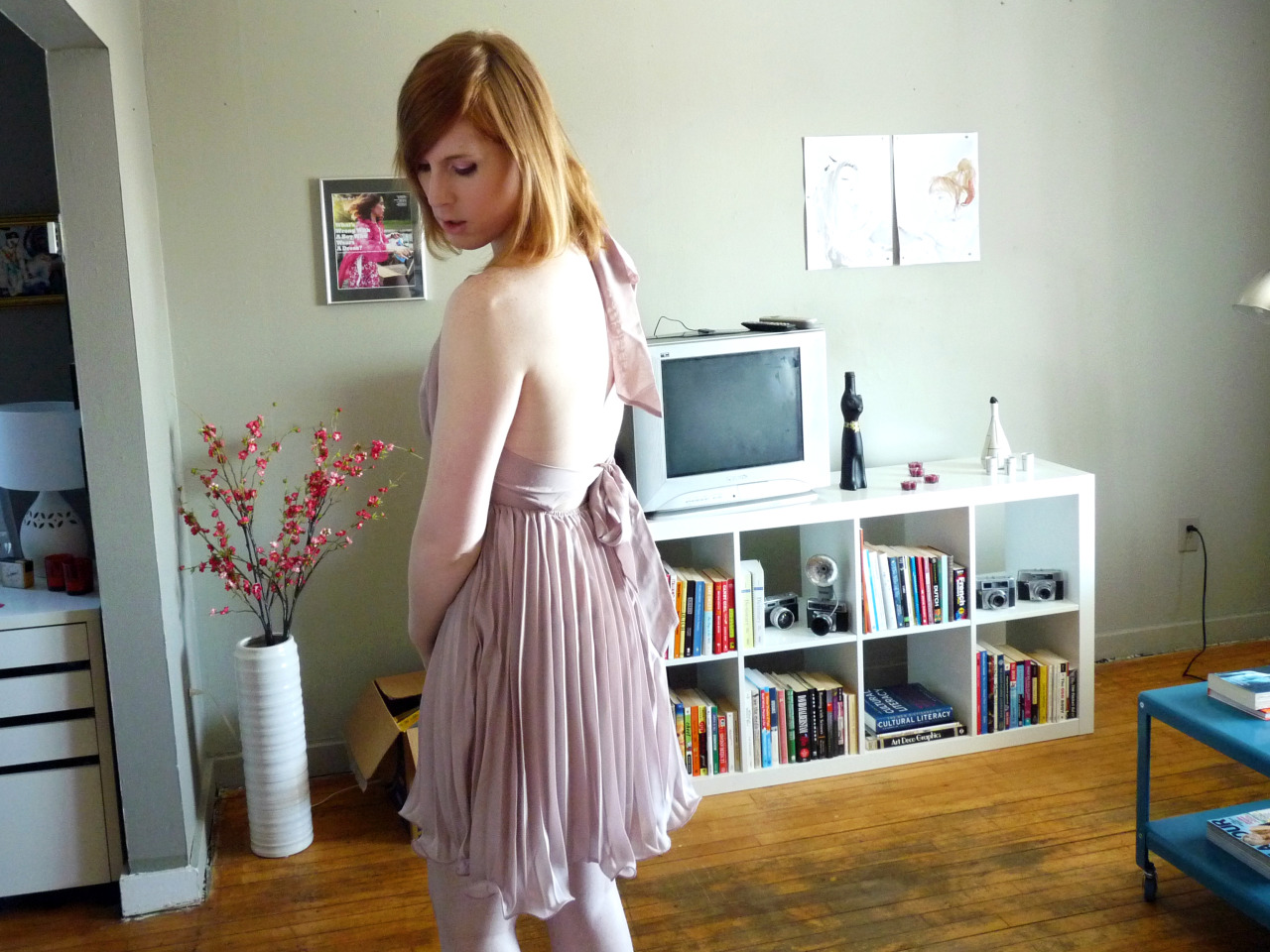 nordicfairy:  a gift from the very kind letzbfriends. :) the dress is periwinkle,