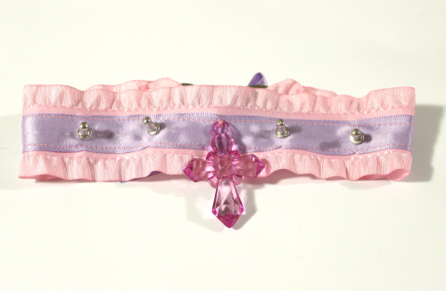 thecreepylittlegirl: Kawaii Collars Available here