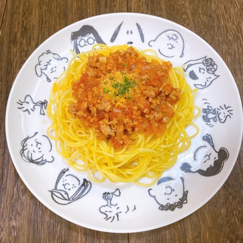 富永夢有(とみながゆう)さんのツイート: #ゆーちゃんキッチン ありがとうございました！ 今日は『ミートソースパスタ』を作りました かわいいお皿でしょ！ ママのなんだ！ 味も最高に美味しかった〜 次は