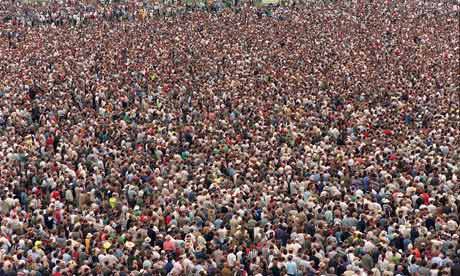 nevermorethoughts:  How I view my Tumblr audience:  How it actually is:  