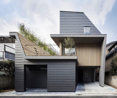 kazu721010:House in Minamiyukigaya / Hugo Kohno Architect AssociatesPhotos © Seiichi Ohsawa