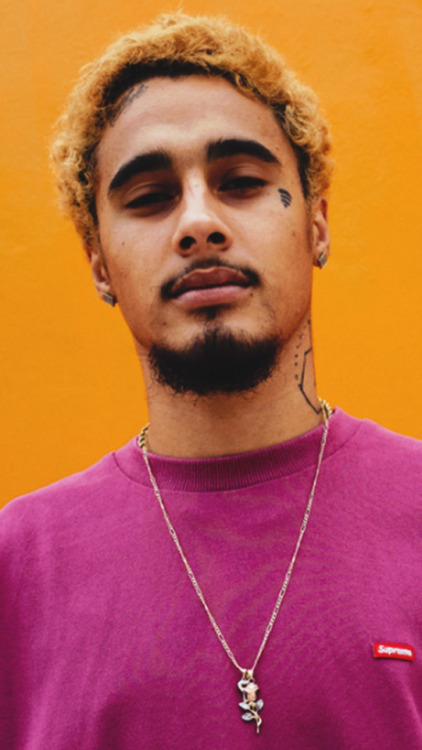 WIFISFUNERAL  | HYPESCREENS | INSTAGRAMLIKE//REBLOG IF USE ONE