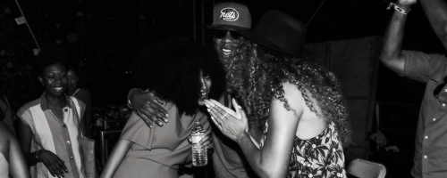thehollywoodbitches-deactivated:  Beyonce at Coacella 2014 